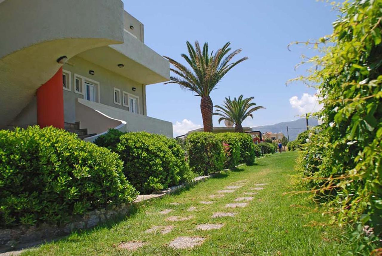Ermioni Hotel Paralia Kourna 外观 照片