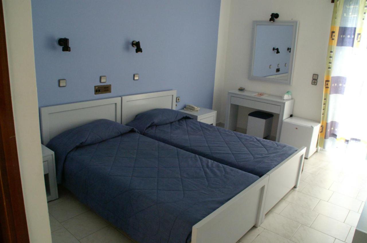 Ermioni Hotel Paralia Kourna 外观 照片