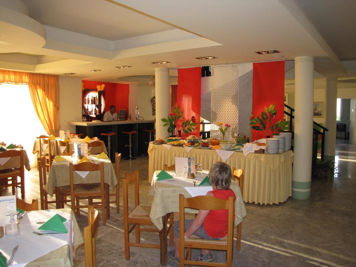 Ermioni Hotel Paralia Kourna 外观 照片